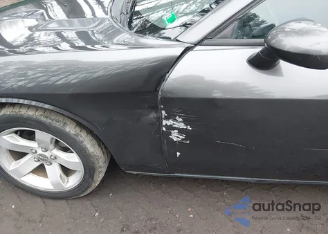 2013 Dodge Challenger Sxt z USA, uszkodzony, nr VIN 2C3CDYAG2DH724726